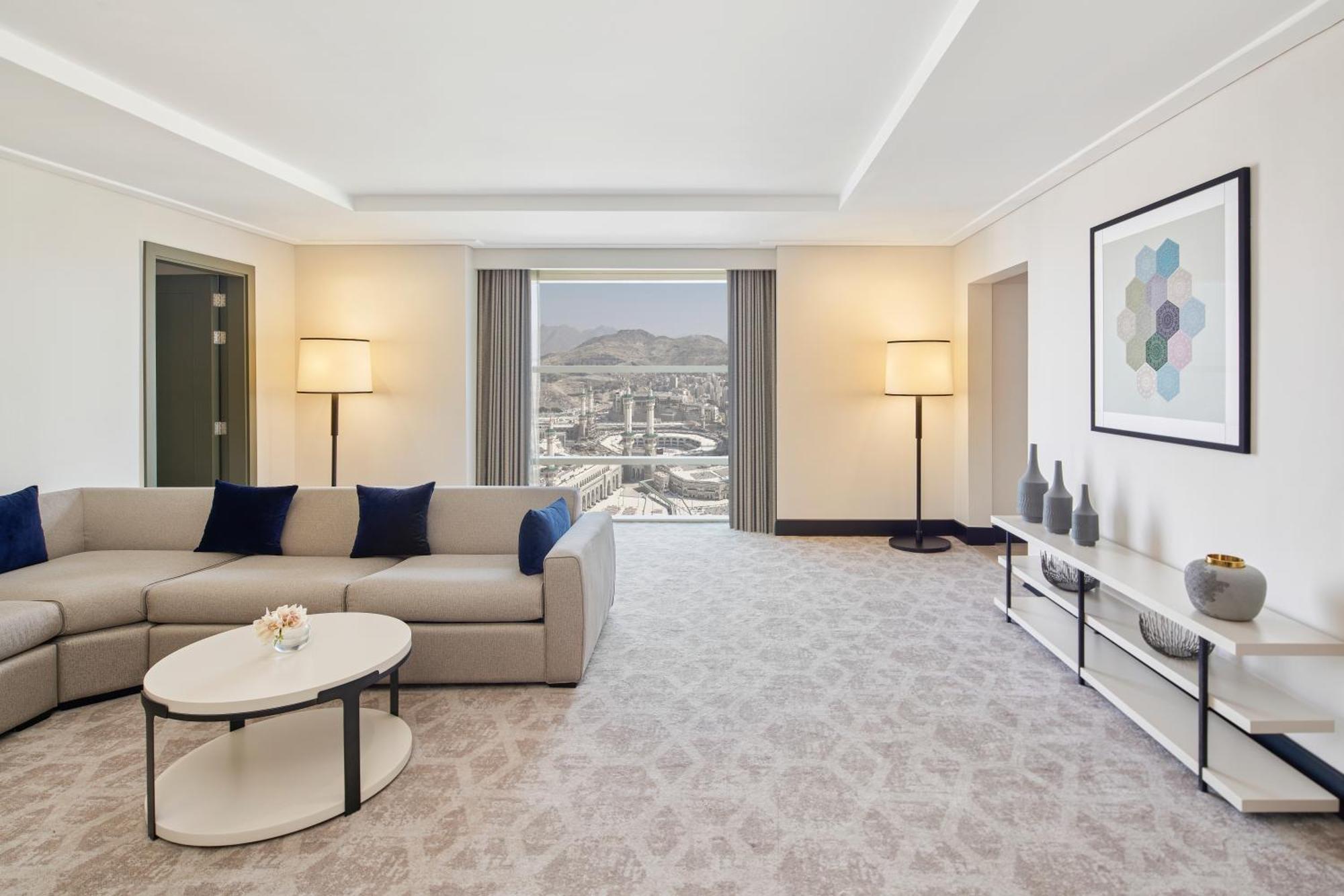 Address Jabal Omar Makkah Aparthotel Mecca Exterior photo A suite at the hotel